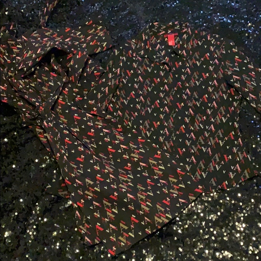 Ladies Coat ❤️🖤🤍 - Picture 8 of 9